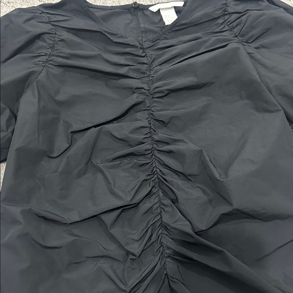 H&M RUCHED FRONT TOP - Picture 8 of 10
